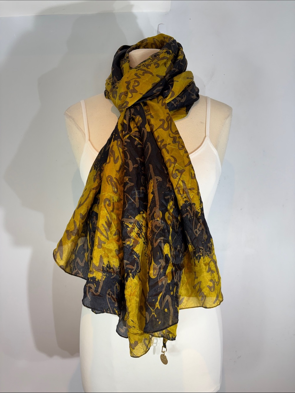 Rookie Bud 100% Silk Abstract Scarf Wrap Shawl Black Gold very large